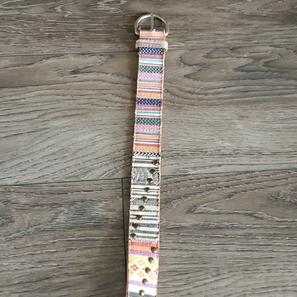 Multi colored belt - Picture 3 of 4